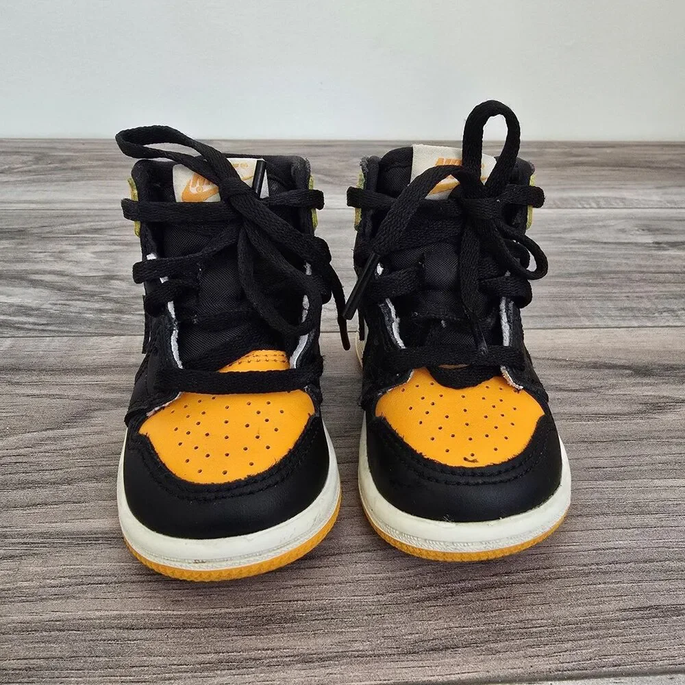 Nike Air Jordan 1 Retro High OG Toddler Taxi Yellow Black White Sneakers 5C